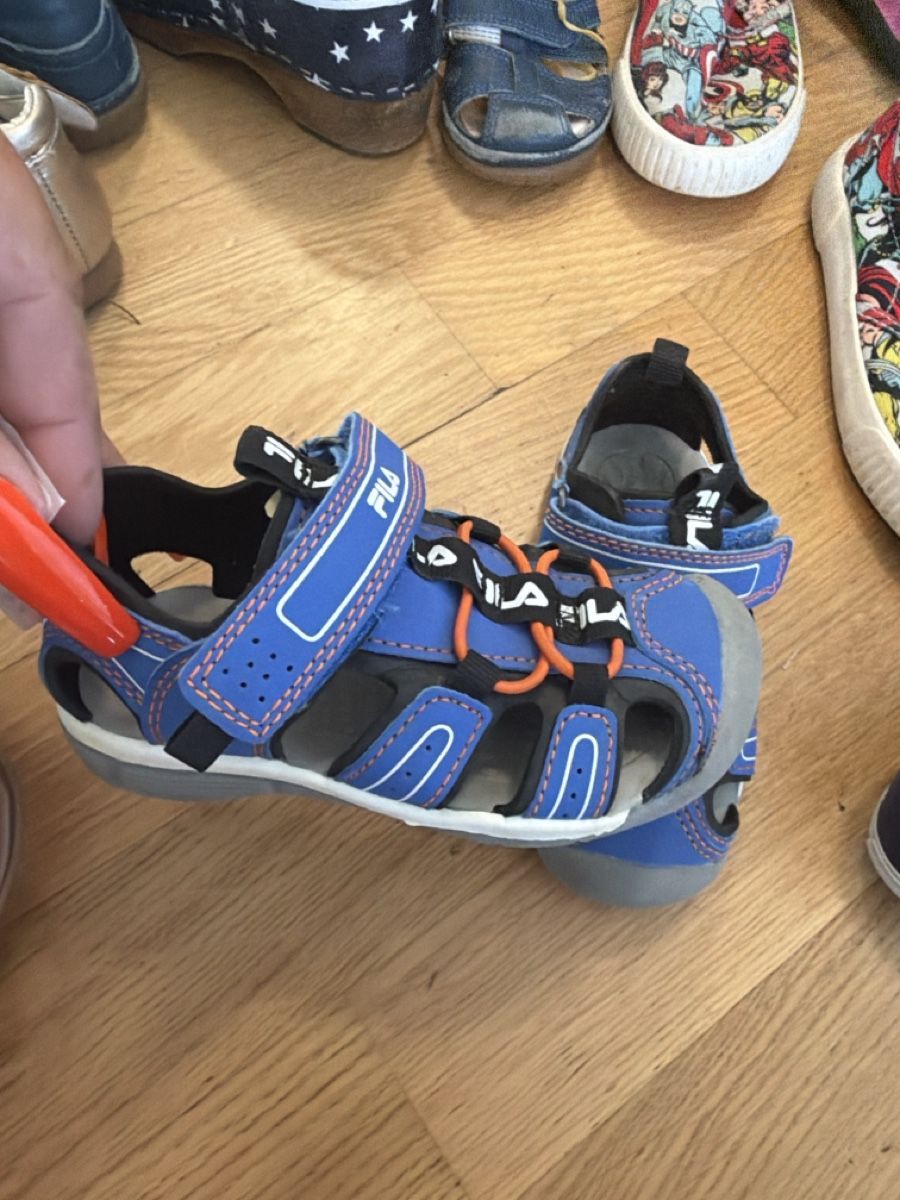 Fila Schuhe für Jungen: sandalen gr 23 – Gebraucht aus Dietikon von limi06 1