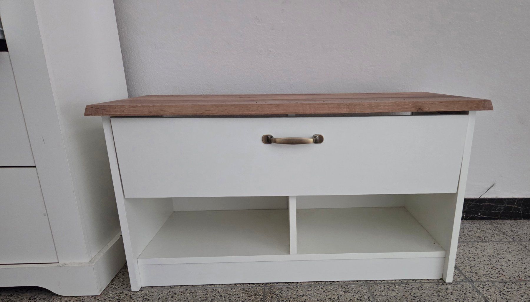 Cassettiere: Komode und Schuschrank – Usato da Horgen venduto da SfinGren 1