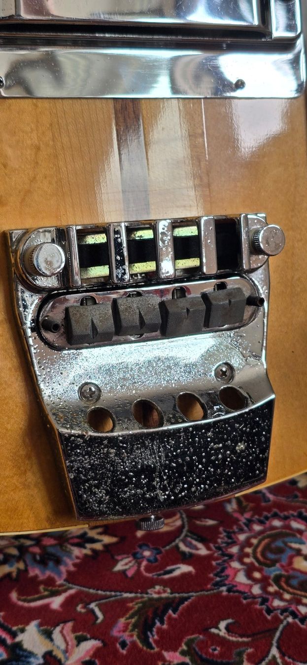 Strumenti musicali: DIA Bass 70s Japan – Difettoso da Meilen venduto da Roobiedoobie 3