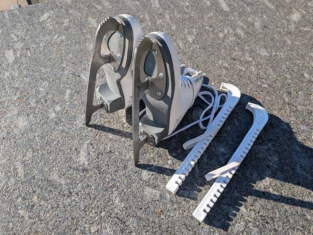 Patins à glace: Schlittschuhe, Damen, Grösse 38 – D'occasion à Höri par Makumba2 3