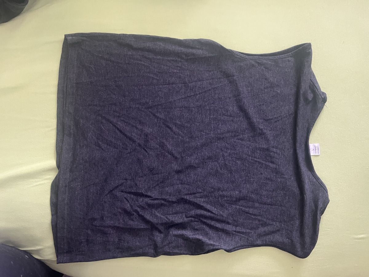 Tops: Damen Oberteil Grösse L – Neu (gemäss Beschreibung) aus Giswil von Mauritius9026 1
