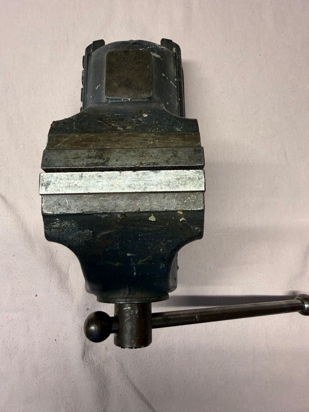 Gressel Alle Werkzeuge: Schraubstock Gressel 100 mm – Gebraucht aus Elgg von dan_f8gv 1