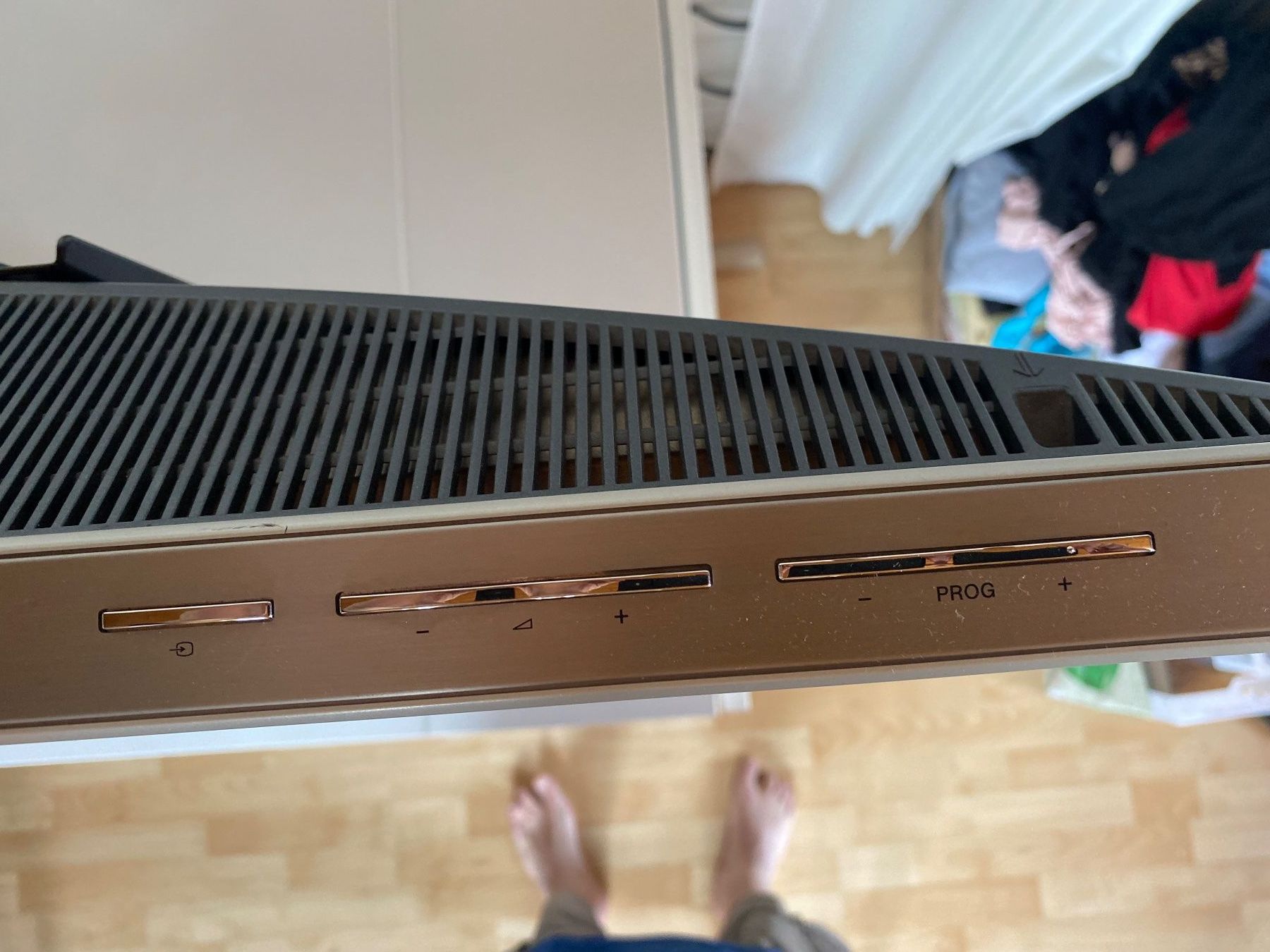 Sony Televisori: SONY TV - FLAT PANEL COLOUR TV KE-42TS2E – Usato da St-Prex venduto da Okoala 2