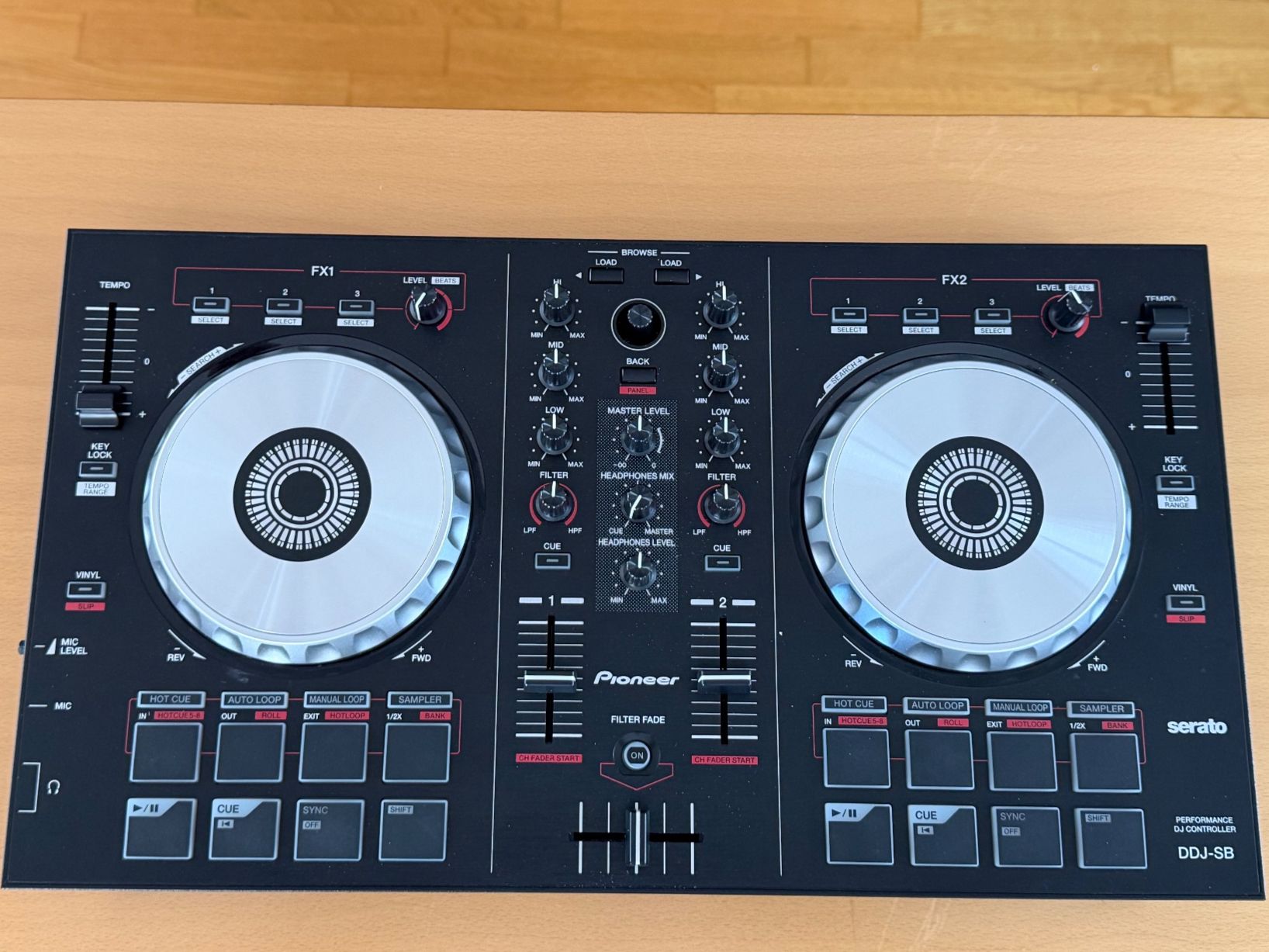 Pioneer Console di mixaggio: Pioneer DDJ-SB Top Zustand – Usato da Uster venduto da MCe 1