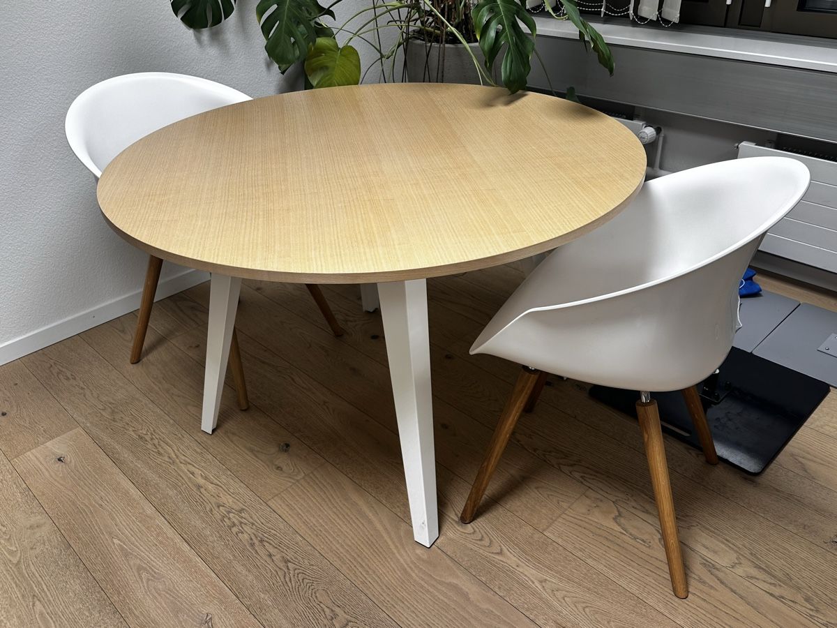 Set de table et chaises: Esstisch inkl. 2 Stühle – D'occasion à Härkingen par majoe09