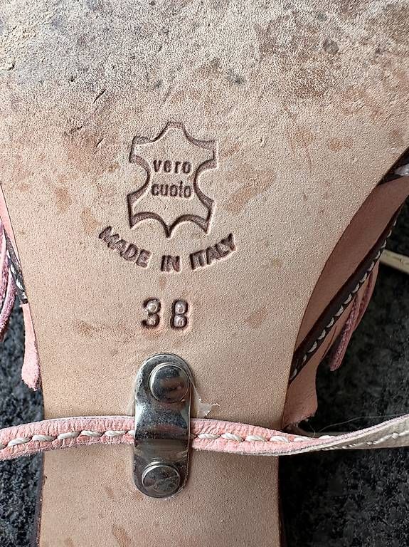 Cinque Scarpe da donna: Spitze Pumps mit Riemchen zum Binden, Gr. 38 – Usato da Schötz venduto da Gwala 4