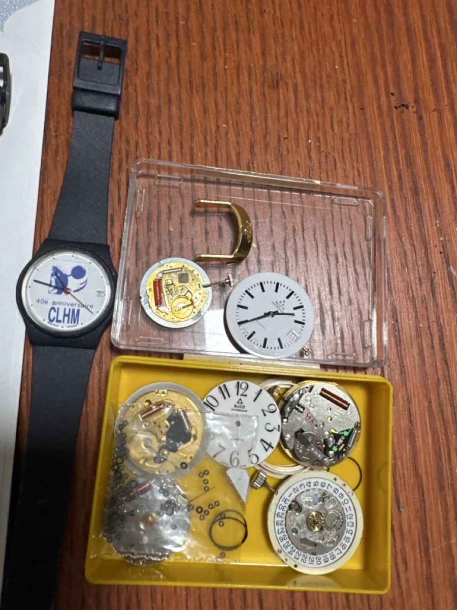 Uhren: Ensemble de montres diverses et cadrans – Defekt aus La Chaux-de-Fonds von lida2005 5