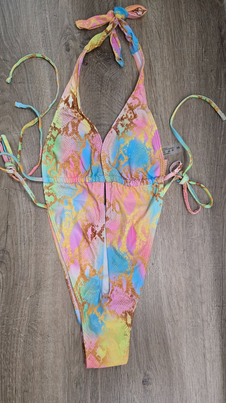 Costumi da bagno & Bikini: ​👙 Bunter Monokini - XS - Badeanzug mit Schlangenmuster – Nuovo (secondo la descrizione) da Thalwil venduto da VitaMini