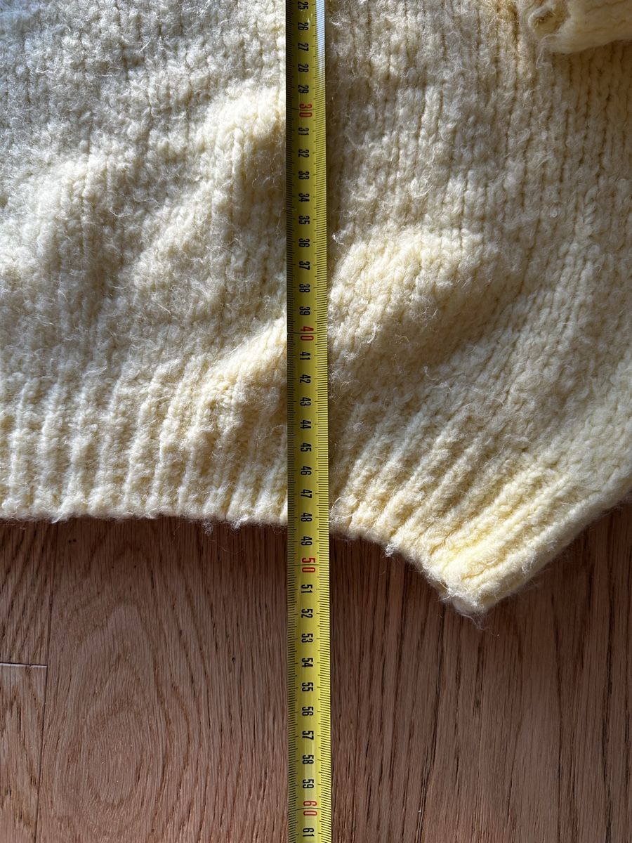 Maglioni & Felpe: Pull jaune one size – Nuovo (secondo la descrizione) da La Croix (Lutry) venduto da secondhandZara 2