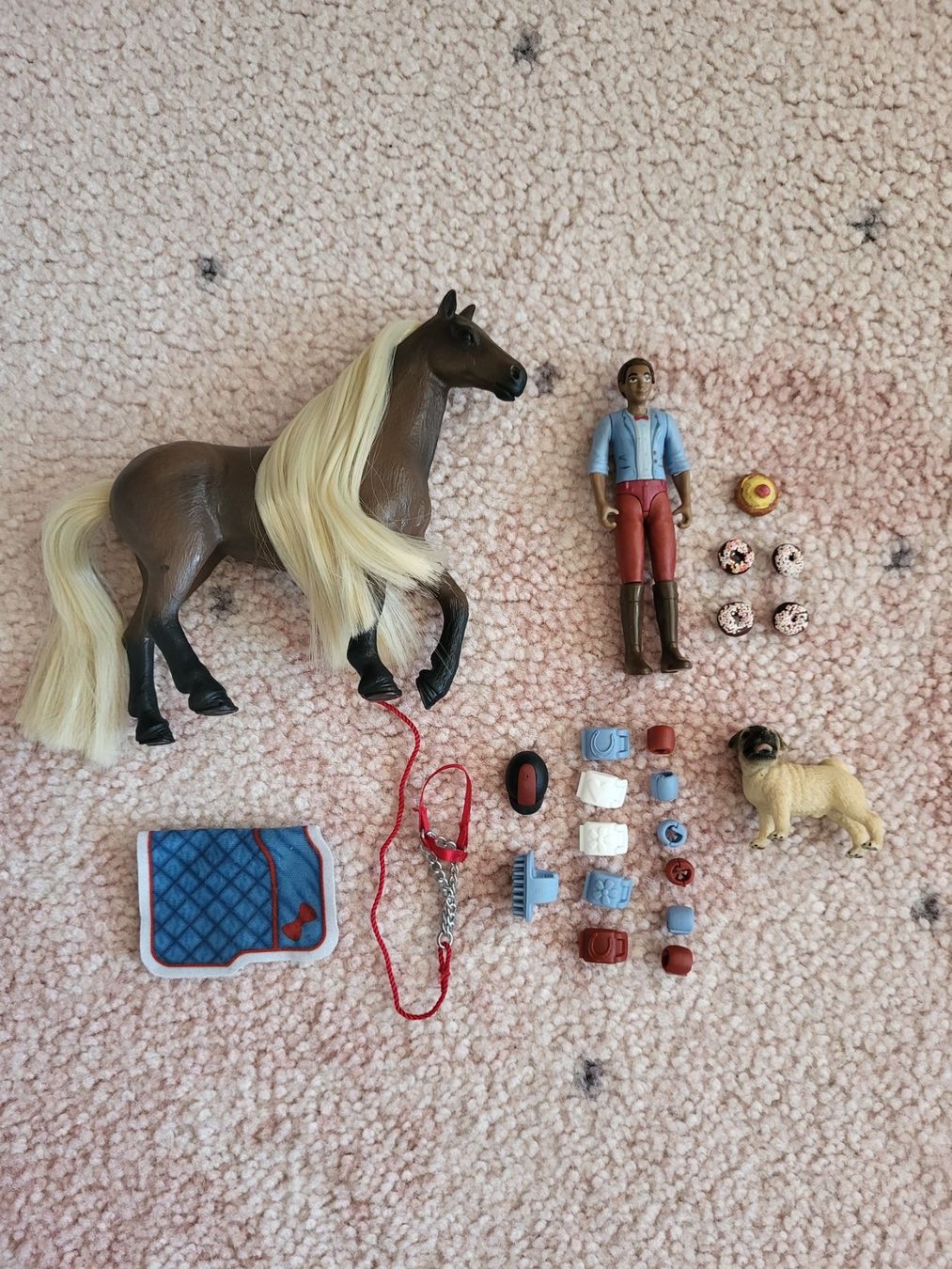 Schleich Giocattoli: Schleich Figurine + Poney + accessoires – Usato da Zumikon venduto da cozurich