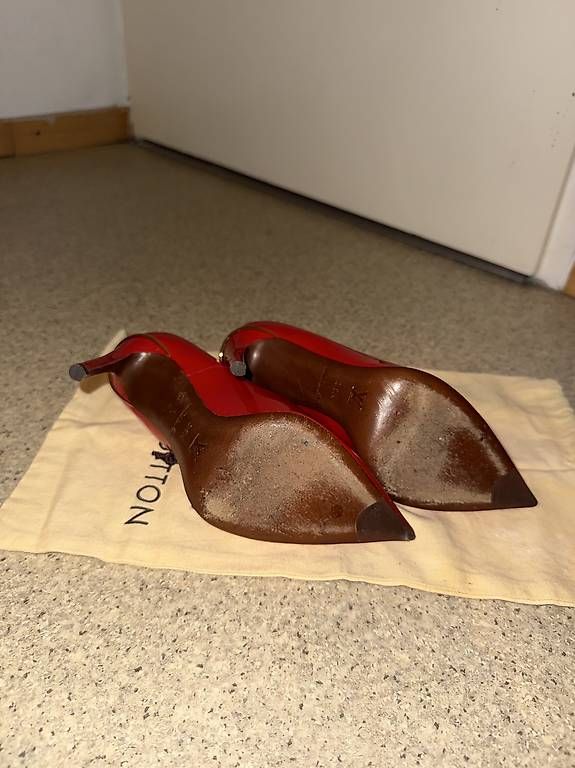Louis Vuitton Scarpe da donna: Louis Vuitton Eyeline Pumps – Usato da Spreitenbach venduto da jessysab 1