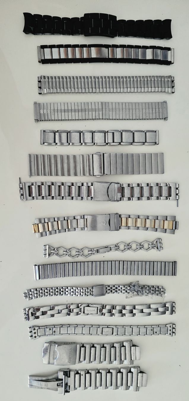 Bracciali & Braccialetti: Uhren Bänder diverse 28 stück – Usato da wetzikon venduto da Bestedienste