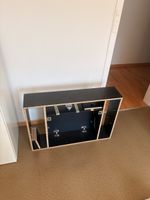 Zu verschenke:Platzsparender Wandschreibtisch zum Aufklappen