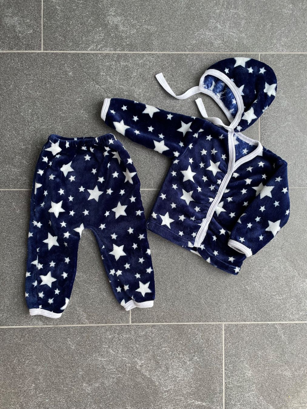 Completi: Gr.68 Hose Jäckchen Set Plüsch Fleece – Nuovo (secondo la descrizione) da Kaltbrunn venduto da mar_7jpc