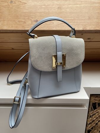 Trendiger Rucksack in Hellblau - Neuwertig!