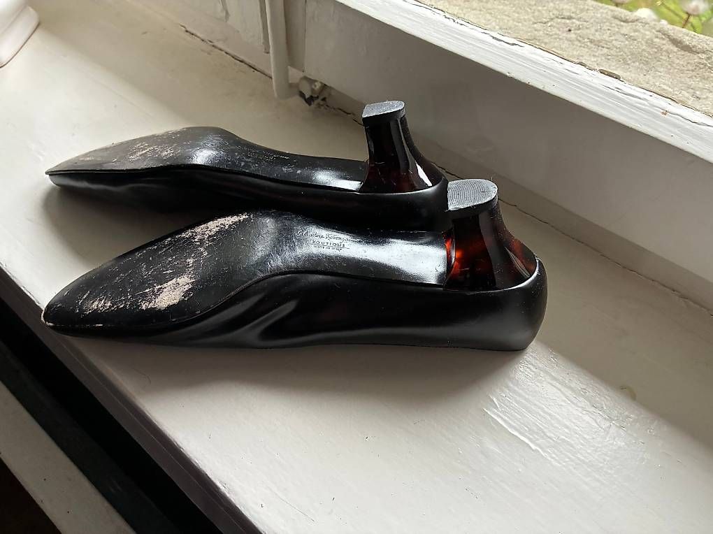 Scarpe da donna: Escarpins  noirs – Usato da Préverenges venduto da Alexmar 4