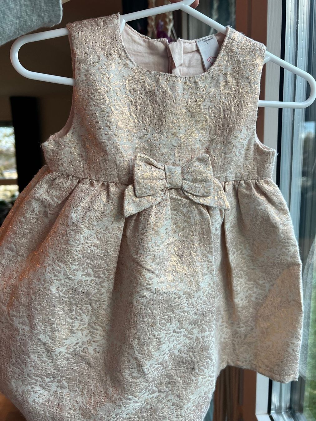 C&A Vestiti & Gonne: C&A Babykleid 74cm Weihnachtskleid – Usato da Adliswil venduto da youngbee