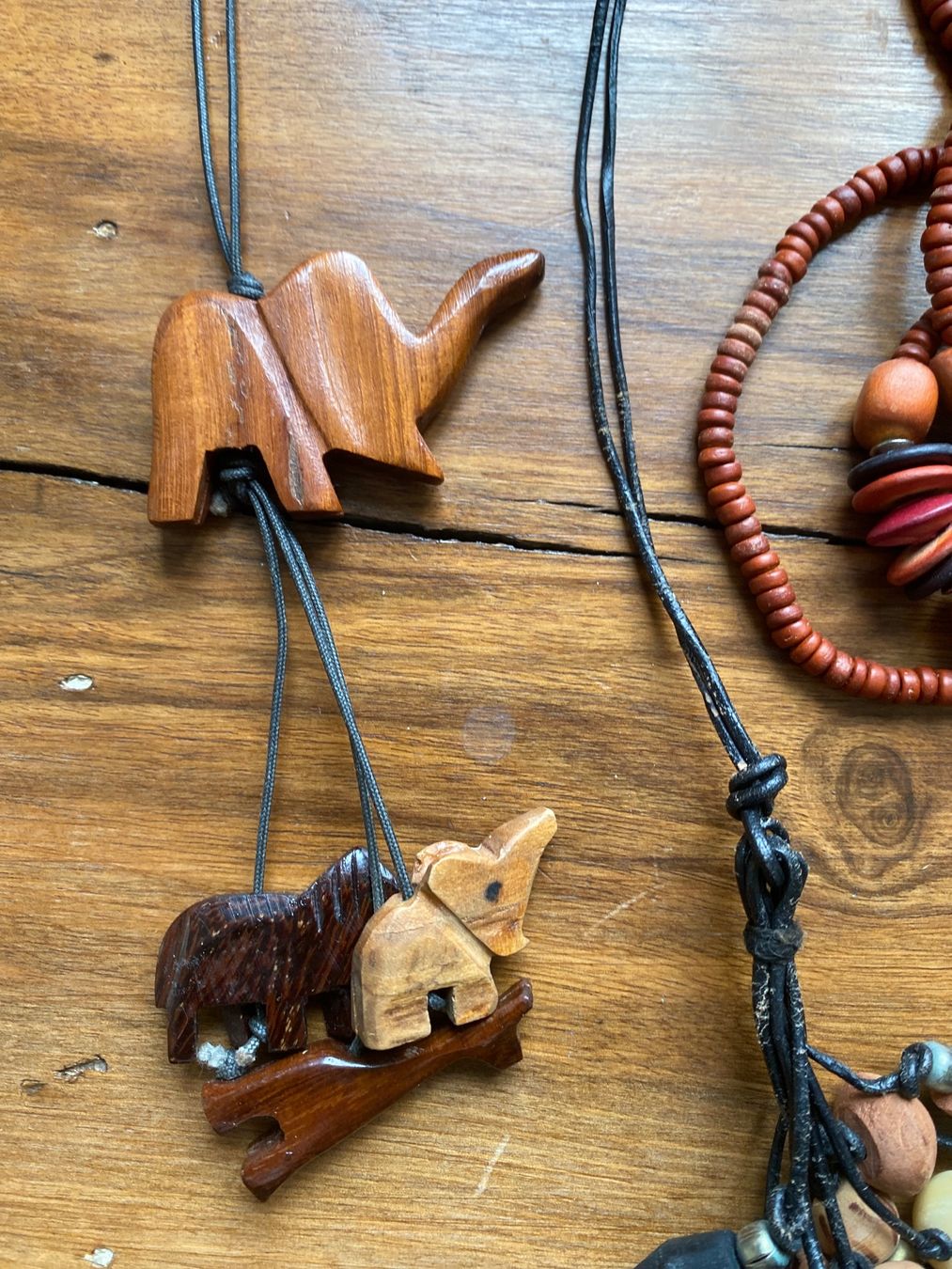 Autres bijoux: Modeschmuck, 5 Halsketten – Neuf (Voir description) à Bern par L.I.A. 1