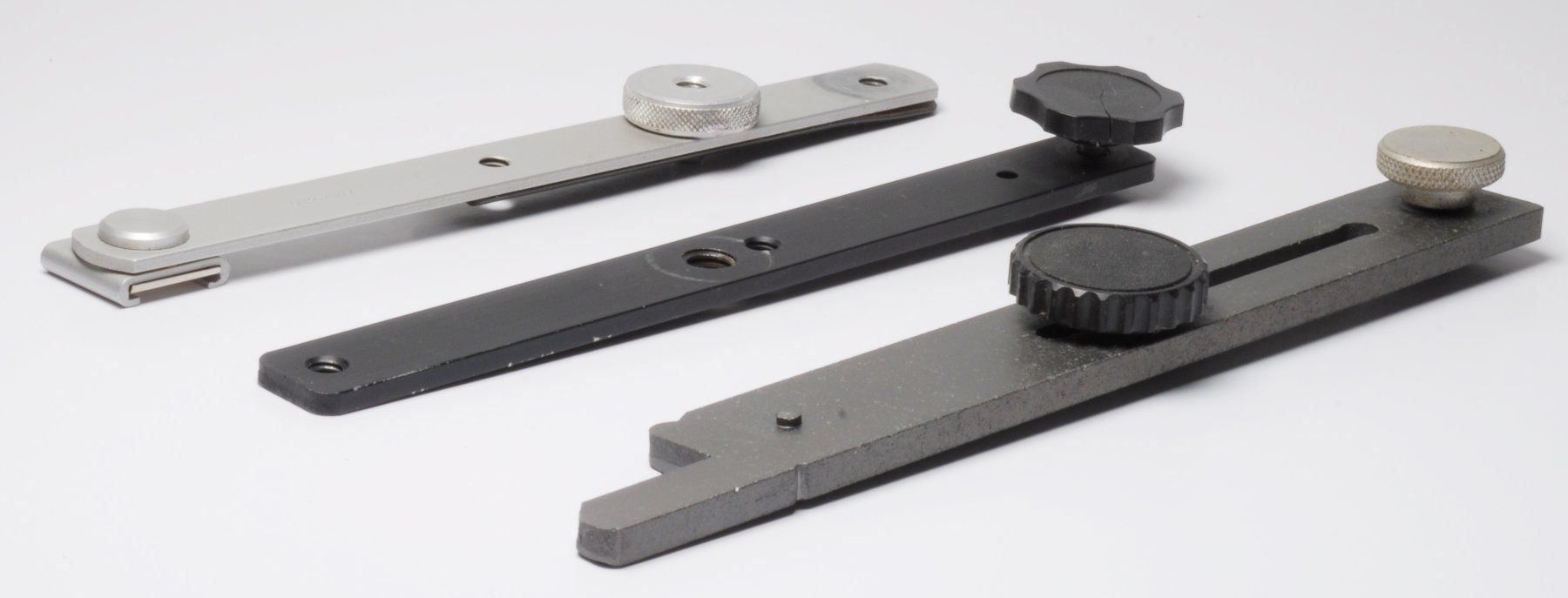 Altri Accessori: 3 Universal Schienen / Blitzschienen mit 1/4" Gewinde – Usato da Lostorf venduto da real-value 1