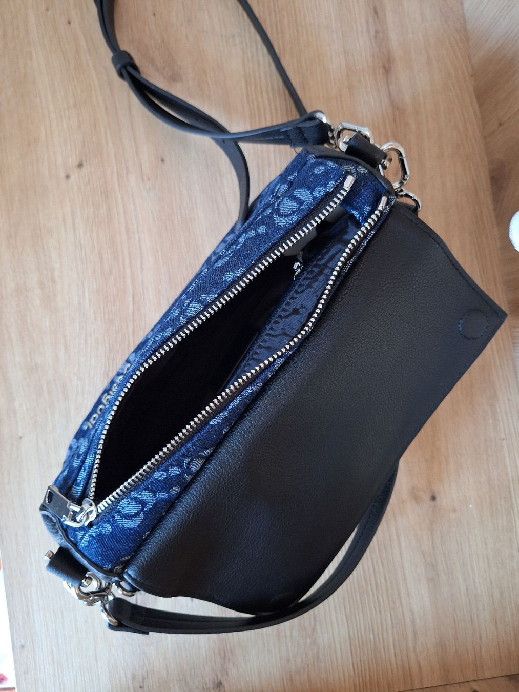 Desigual Borse da donna: Handtasche Desigual – Nuovo (secondo la descrizione) da Bauma venduto da SteffiMue 1