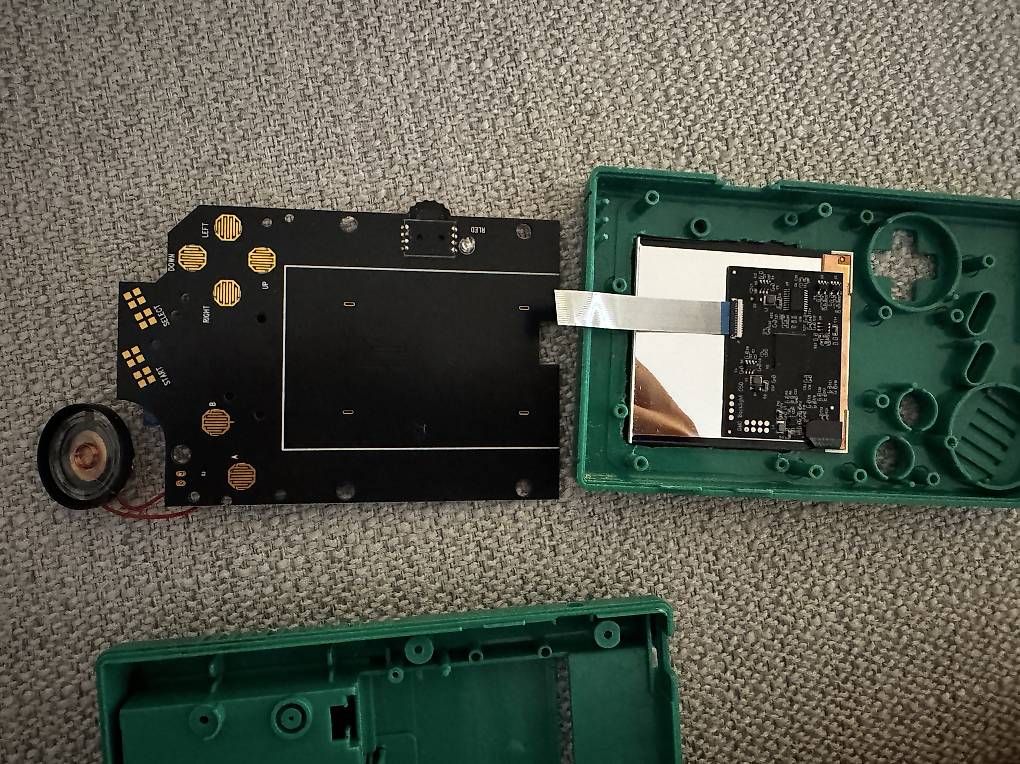 Nintendo Console: Gameboy dmg-01 einzelteile (defekt) – Usato da Glattfelden venduto da Dani_Tanner 1
