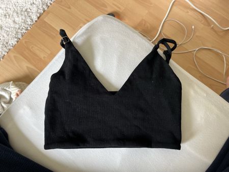 Schwarzes Zara Top, Grösse S - Perfekt für den Sommer!