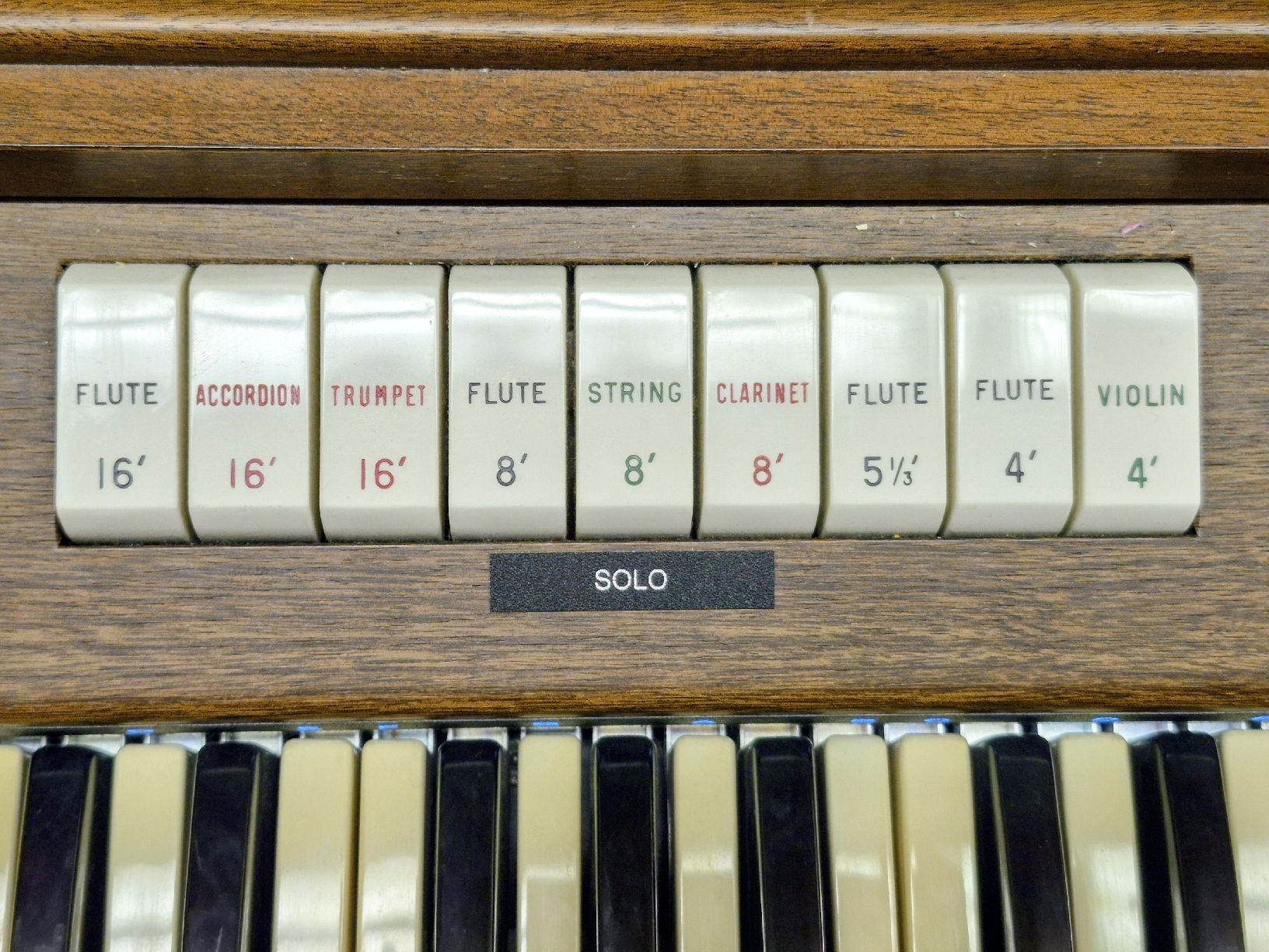 Strumenti musicali: Elektronische Jecklin-Orgel – Usato da Buttikon SZ venduto da Joe613 4