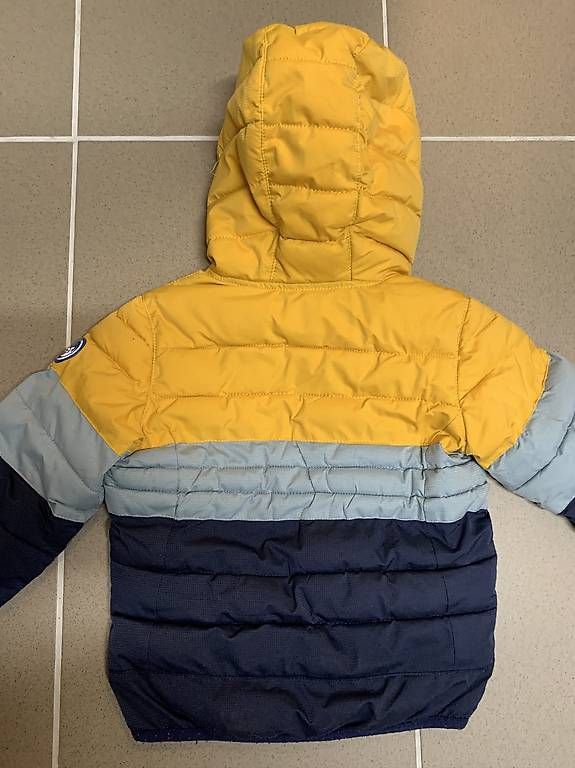 Jacken & Mäntel: Winter jacket  – Gebraucht aus Basel von Frani010 2