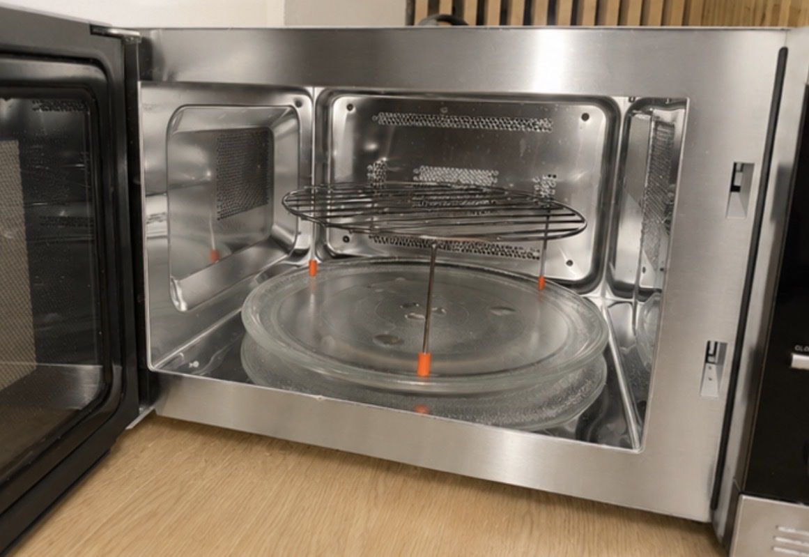 Rotel Appareils de cuisine: Kombi-Mikrowelle Rotel, mit Grill – D'occasion à Luzern par bor_8j2g 1