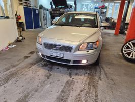 Volvo V50 T5 