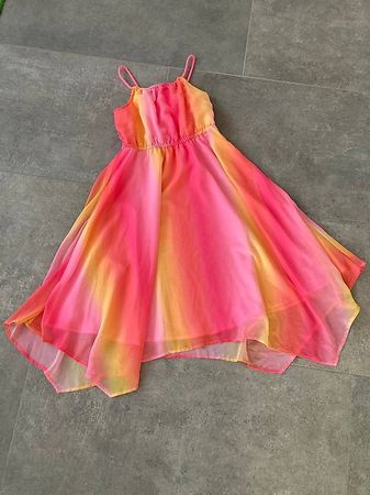 Hübsches Sommertüllkleid (ungetragen)
