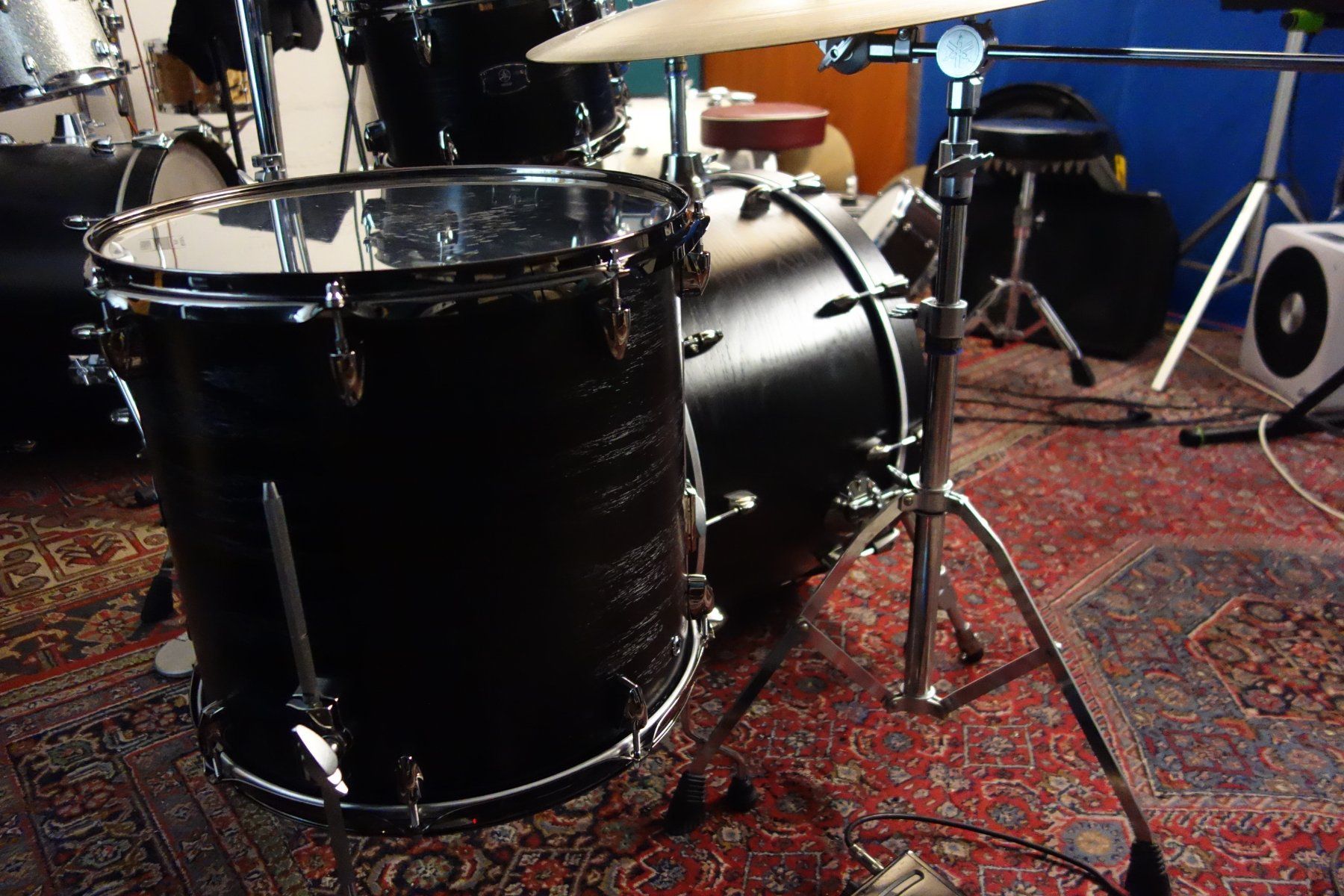 Yamaha Strumenti musicali: Yamaha Live Custom in Matte Black  22 / 12 / 16 – Usato da St. Gallen venduto da Jmelmuka 5