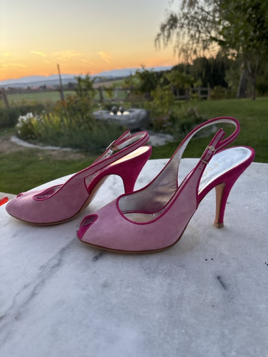 Escada Scarpe da donna: Escarpins Escada rose daim ouvert devant taille 37 – Nuovo (secondo la descrizione) da Bionnens venduto da raq_yx29 2
