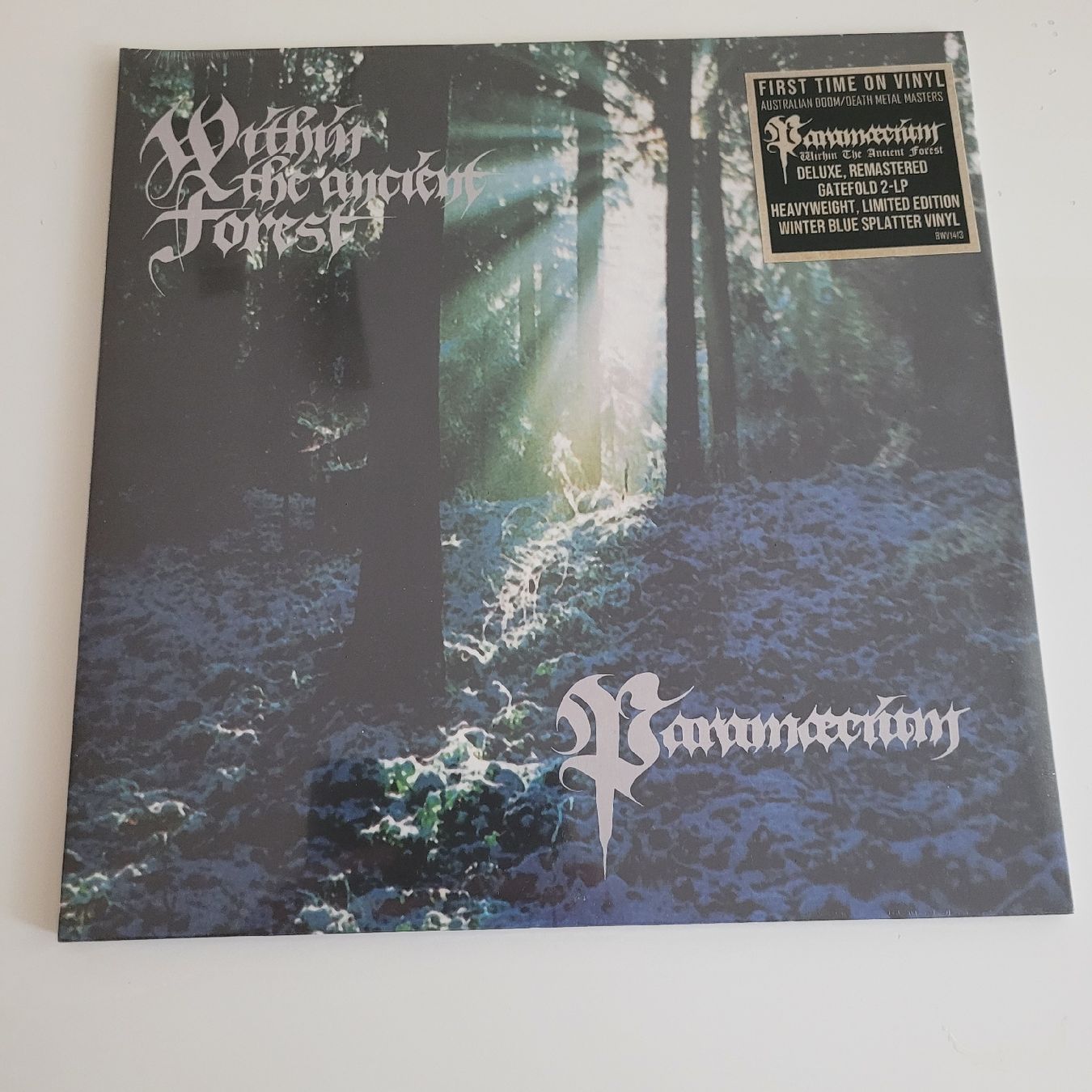Dischi in vinile: Paramaecium - Within The Ancient Forest Winter Blue Splatter – Nuovo e nell'imballaggio originale da Münsingen venduto da Drachenwurst