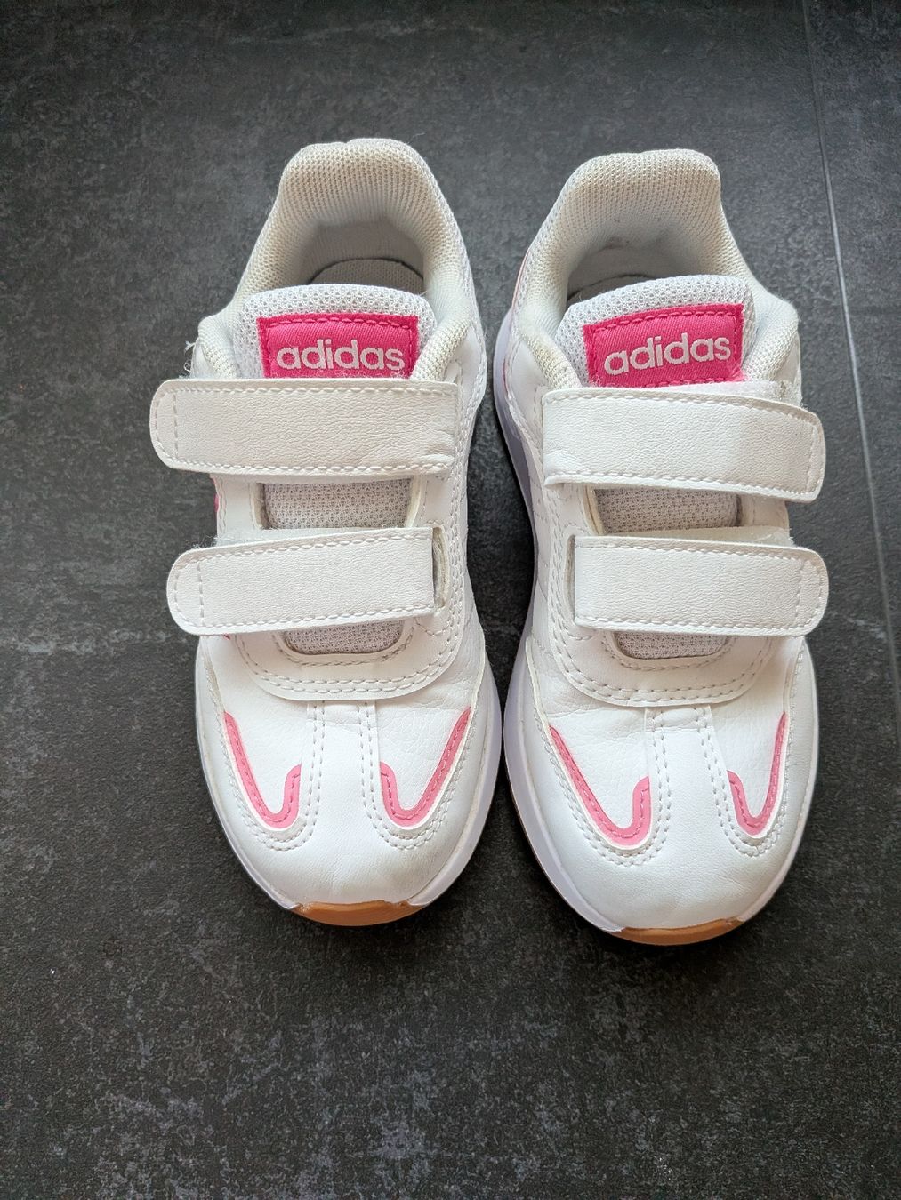 Adidas Schuhe für Mädchen: Adidas Sneakers Gr. 28.5 – Neu (gemäss Beschreibung) aus Ebnat-Kappel von Fini1000