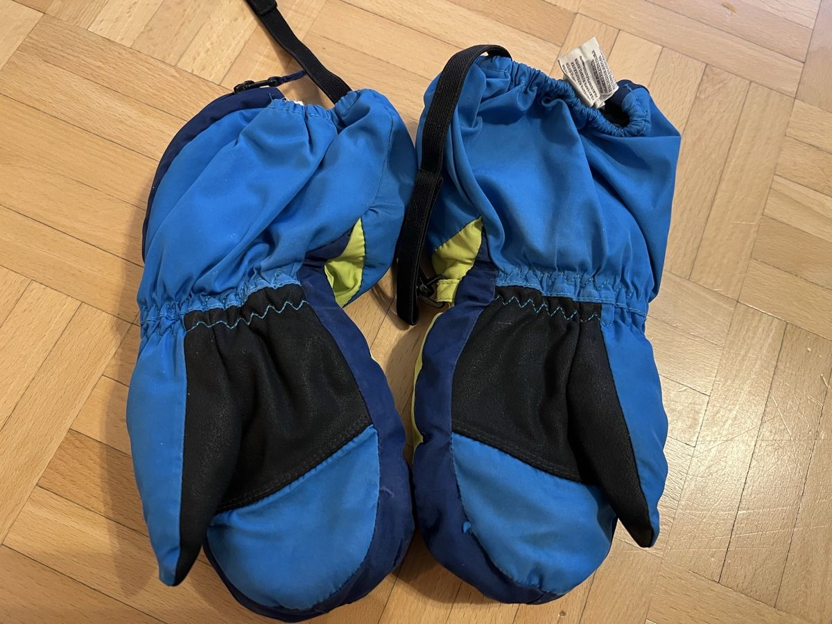 Ziener Handschuhe & Handstulpen: Ziener Fäustlinge Grösse 110 – Gebraucht aus Heiden von dajana23 1