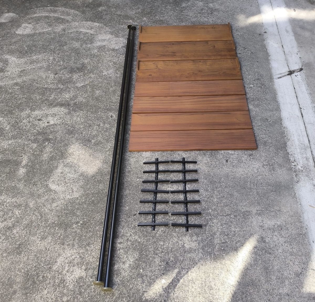 Scaffali: Teak Teleskopregal Regal Regalsystem – Usato da Sissach venduto da skippy010