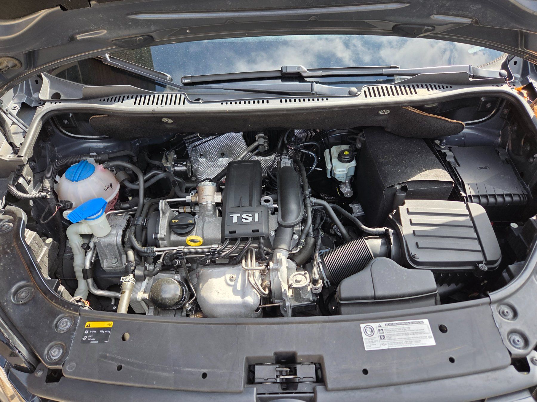 VW Automobili: VW TOURAN 1.2 BLUE MOTION – Usato da Bettwil venduto da Dodge74 8