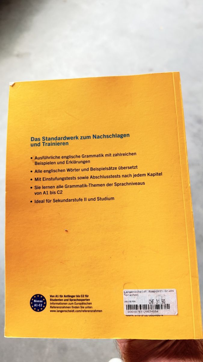 Libri: Englisch Komplett Grammatik – Usato da Leuggern venduto da Andik.2001 3