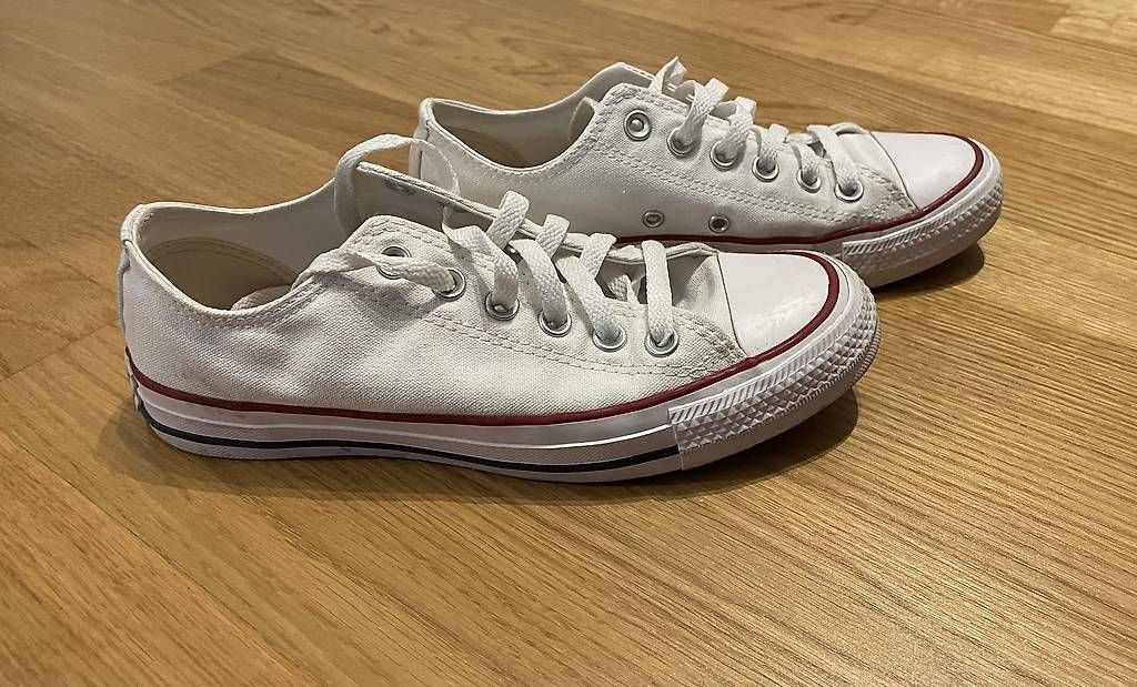 Converse Damenschuhe: Converse AllStar – Gebraucht aus Altdorf UR von tho_59kk