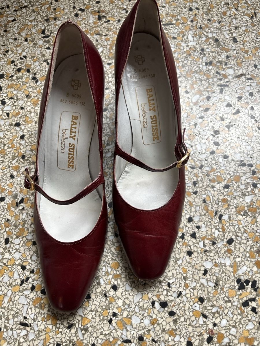 Bally Scarpe da donna: Bally Mary Jane Sandalen Vintage – Usato da Bern venduto da LoveVintageY2K