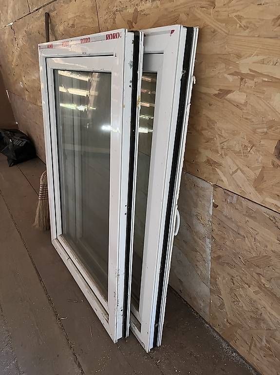 Finestre: Kunststoff-Fenster weiss  – Usato da Englisberg venduto da estrujen 1
