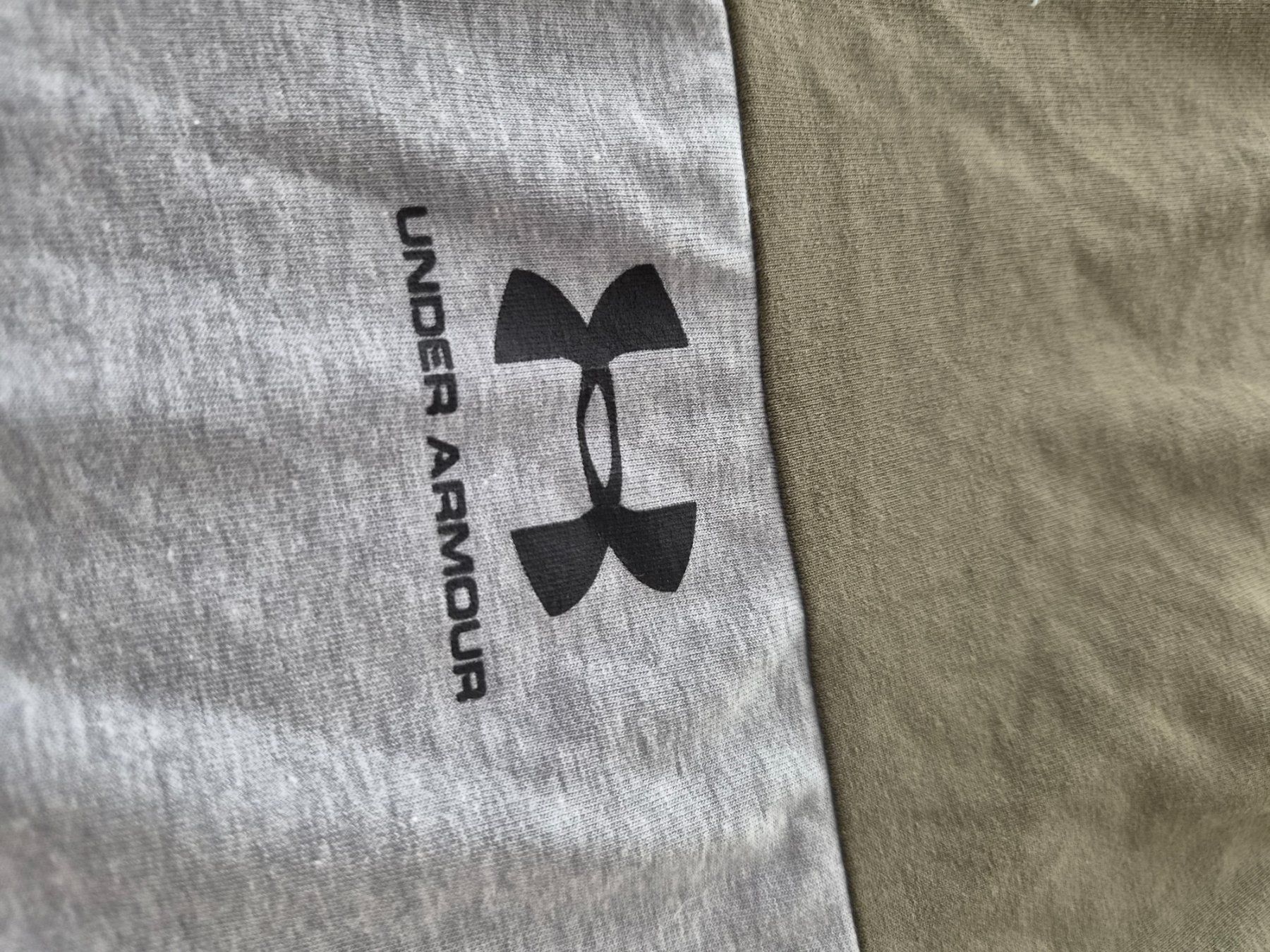 Under Armour T-Shirts: Under Armour T-Shirt – Gebraucht aus Erstfeld von tan_ddw8 1