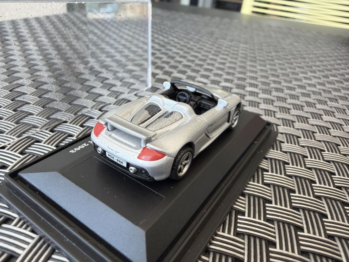 Porsche Modellini d'auto: Porsche Carrera GT - 1/87 – Usato da Wolfwil venduto da Rolex1 3