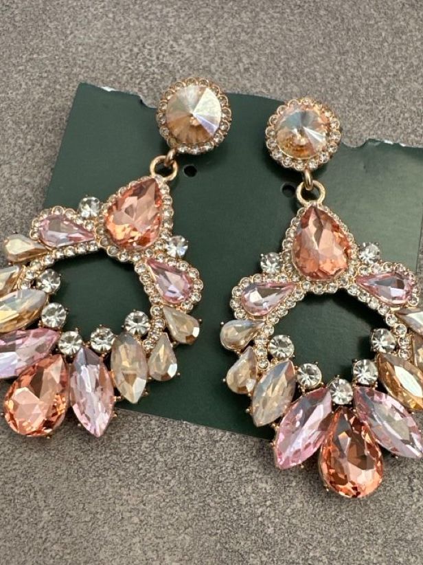 Orecchini pendenti & Orecchini a lobo: Glamouröse Ohrringe mit Box, Strasssteinen rosa – Nuovo (secondo la descrizione) da Dietikon venduto da vithya88