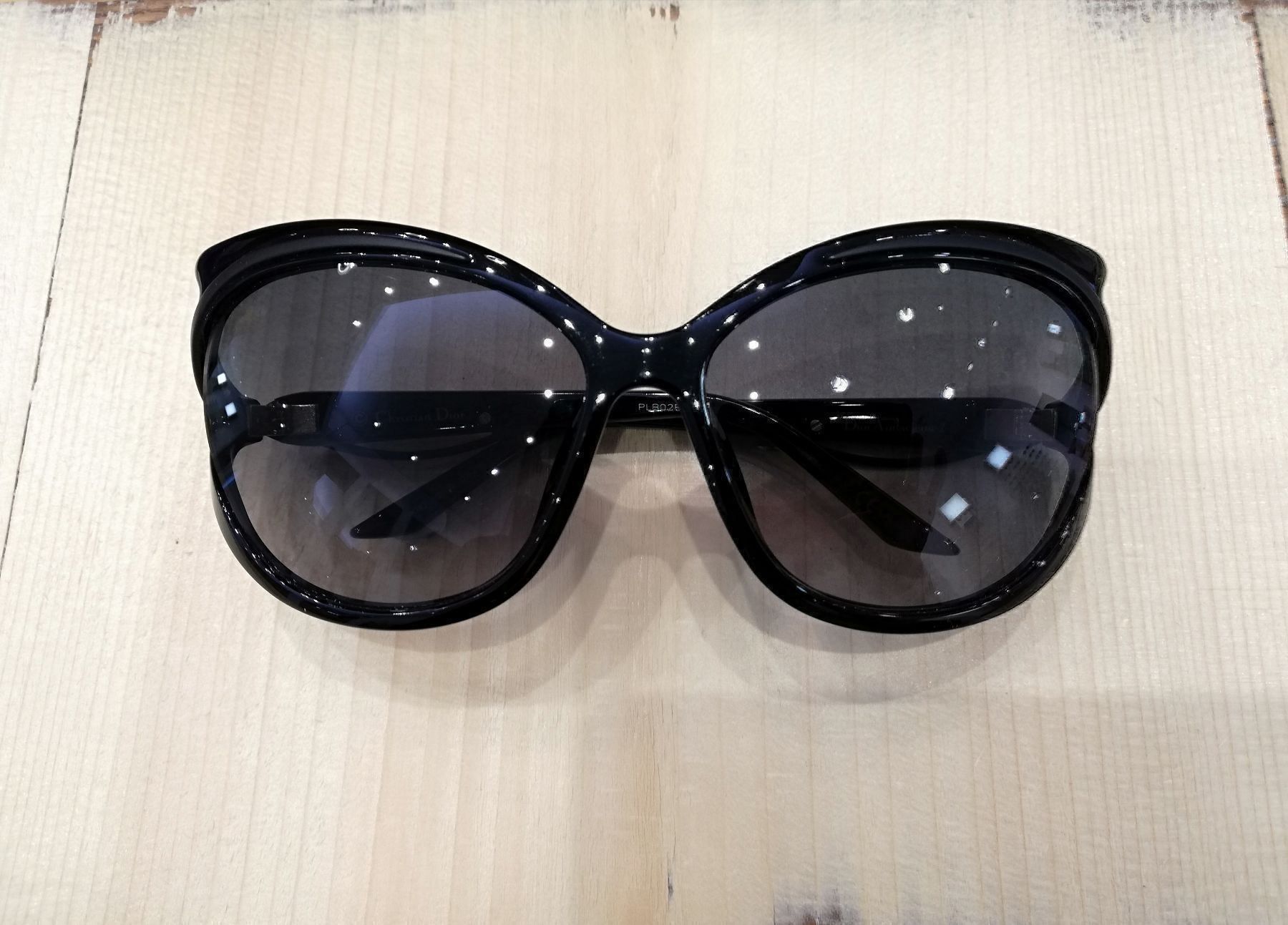 Dior Brillen & Gläser: Christian Dior Sonnenbrille – Neu und originalverpackt aus Muralto von Brillen-outlet