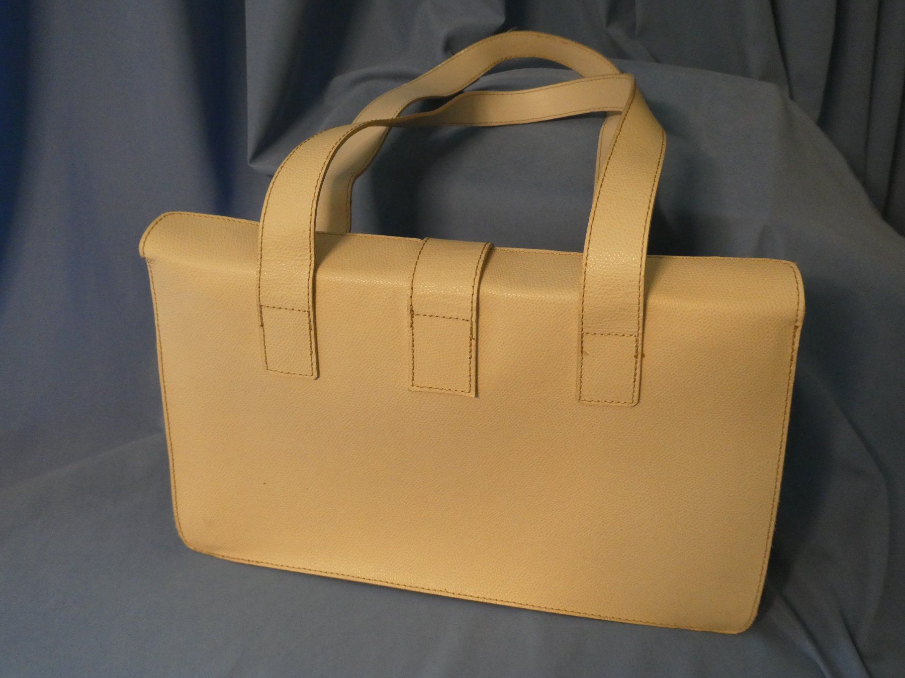L.Credi Borse: Handtasche beige/gelb Marke L.Credi – Usato da Tann venduto da Charly65 1