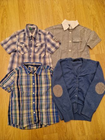 Schickes Set: 1 Strickjäggli & 3 Hemden kurzarm 122