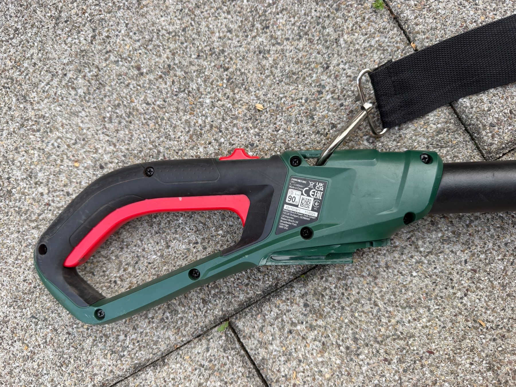 Bosch Tutti gli attrezzi: Bosch UniversalHedgePole 18 Heckenschere gebraucht – Usato da Hombrechtikon venduto da Iona 3