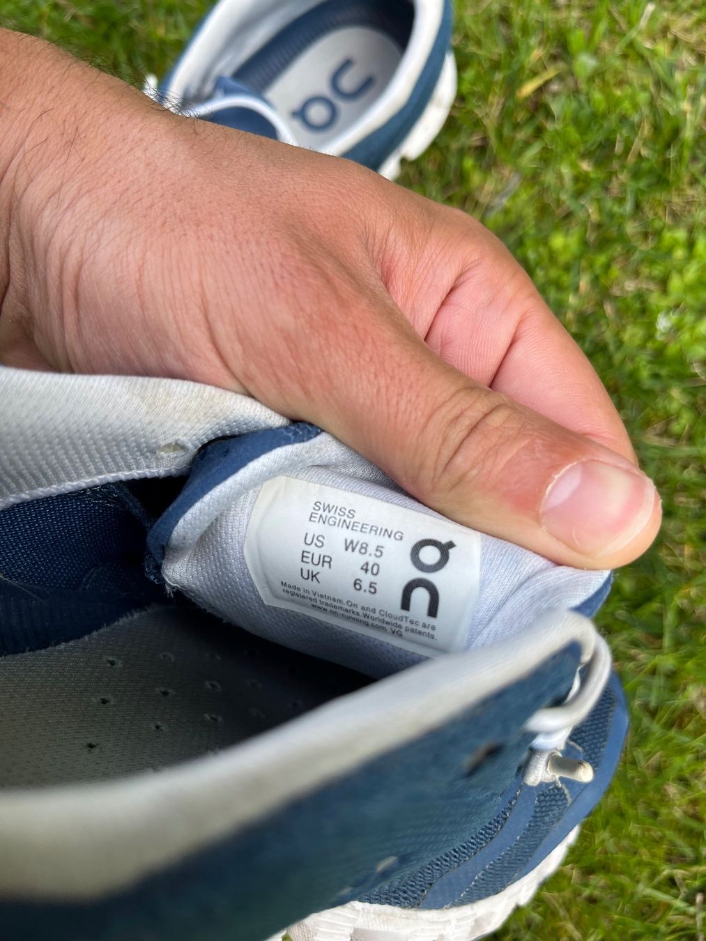 On Scarpe da donna: Damen On Cloud 40 – Usato da Lenzburg venduto da r_mendes 2